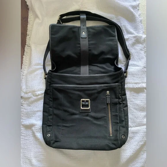 Coach canvas messenger bag